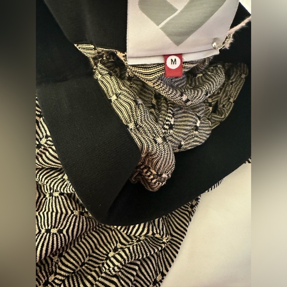 Happy Sheep NWT SKIRT black and cream size medium NWT Missoni Vibes - Picture 5 of 8
